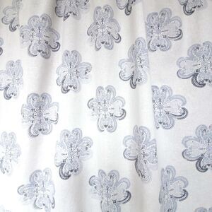 Threshold 100% Cotton Shower Curtain Cream Blue Floral Medallion 71 x 74 Approx